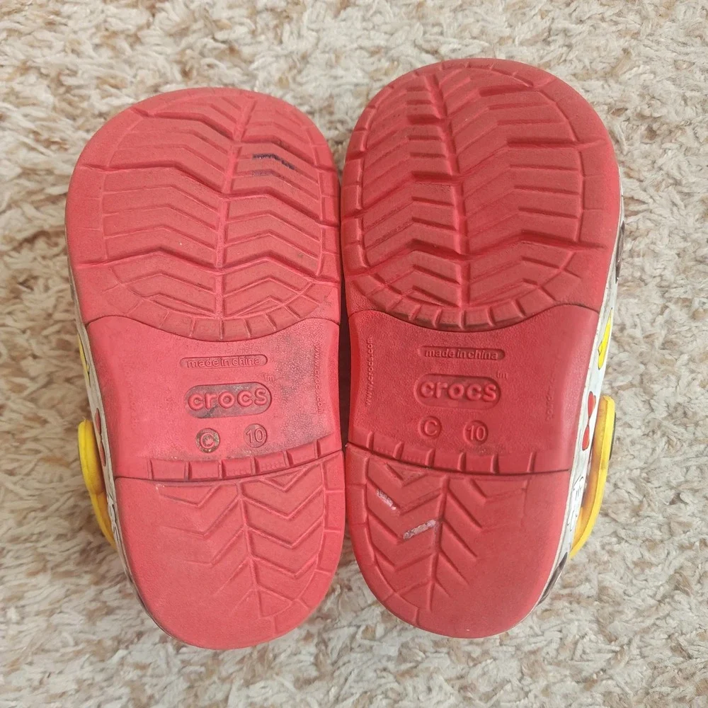 CROCS lightweight clogs